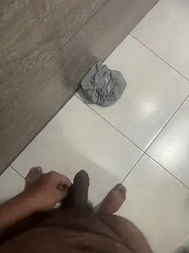 luciferdxm5 online show from 11/01/25, 03:13