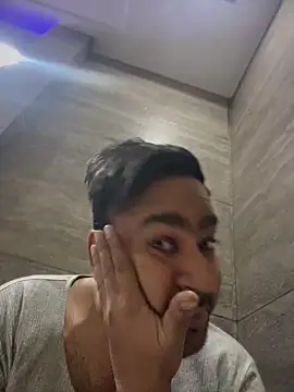 luciferdxm5 online show from 01/15/26, 04:27