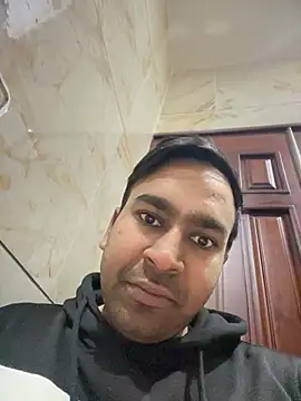 luciferdxm5 online show from 01/11/26, 08:10