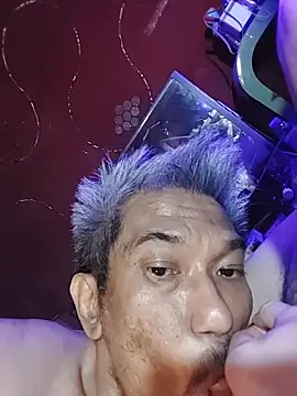 UncleHusz online show from 10/13/25, 08:10