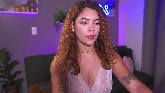 HannahEvanss online show from 11/22/25, 07:02