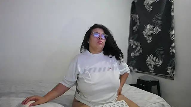 mabigomez00 online show from 05/09/26, 09:12