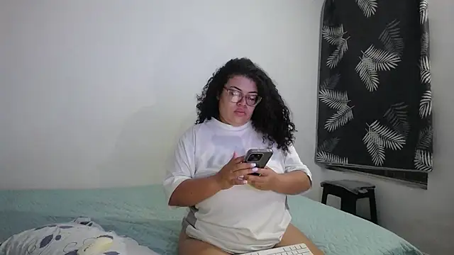 mabigomez00 online show from 06/19/26, 09:15