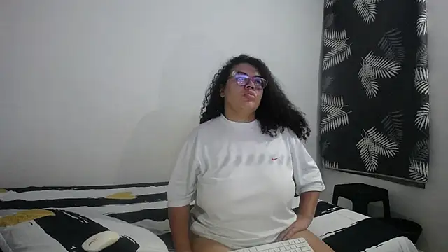 mabigomez00 online show from 04/03/26, 09:27