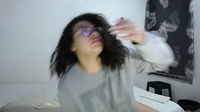 mabigomez00 online show from 04/19/26, 09:10