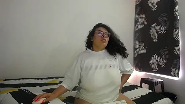 mabigomez00 online show from 04/02/26, 09:21