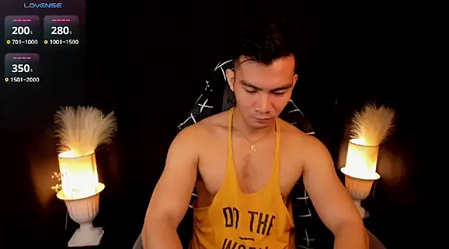 000batman000 online show from 03/15/25, 01:52