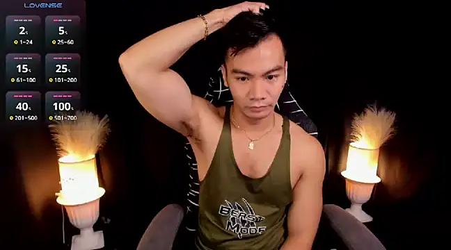 000batman000 online show from 03/18/25, 02:08