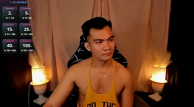 000batman000 online show from 02/19/25, 01:17