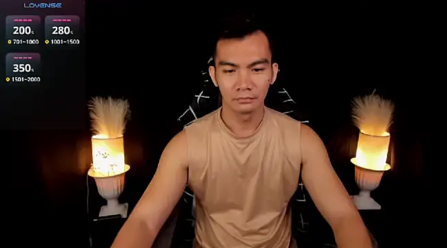 000batman000 online show from 02/28/25, 01:37