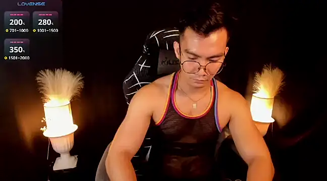 000batman000 online show from 03/13/25, 03:54