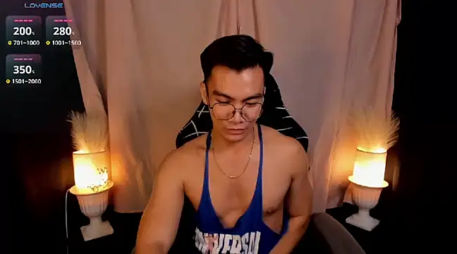 000batman000 online show from 02/07/25, 04:14