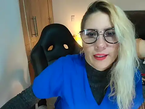Snapshot of natalia-66 chatting on 07/17/26, 04:32 natalia-66 online show from 07/17/26, 04:32