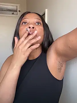 Snapshot of cherrybabe76 chatting on 09/24/25, 01:28 cherrybabe76 online show from 09/24/25, 01:28