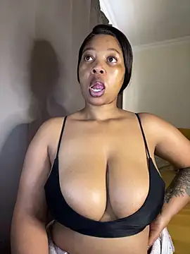 cherrybabe76 online show from 05/13/26, 09:38