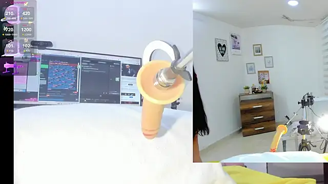 sofi velez online show from 10/10/25, 05:25