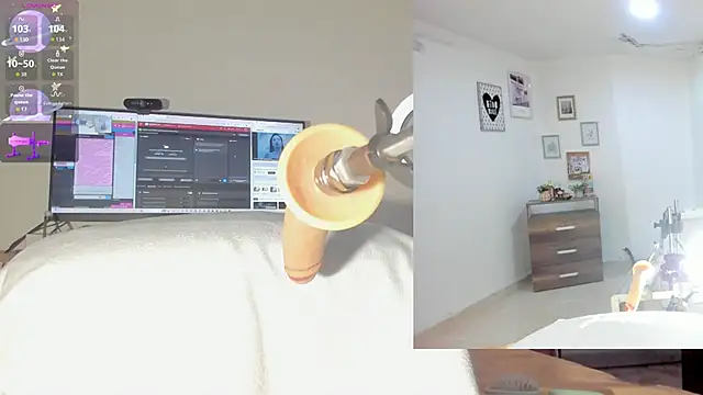 sofi velez online show from 10/13/25, 05:25