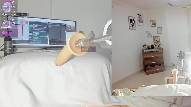 sofi velez online show from 11/16/25, 05:06