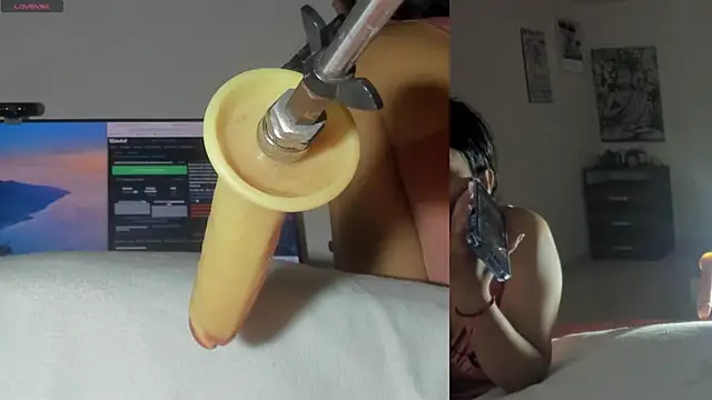 Snapshot of sofi_velez chatting on 07/12/26, 05:03 sofi velez online show from 07/12/26, 05:03