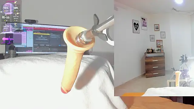 sofi velez online show from 10/19/25, 05:26