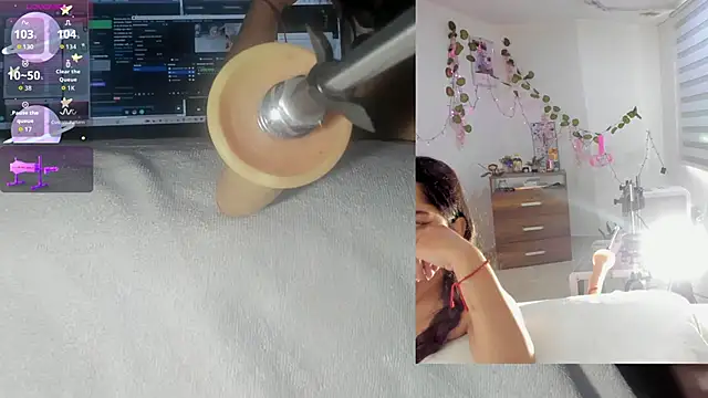 sofi velez online show from 12/05/25, 05:00