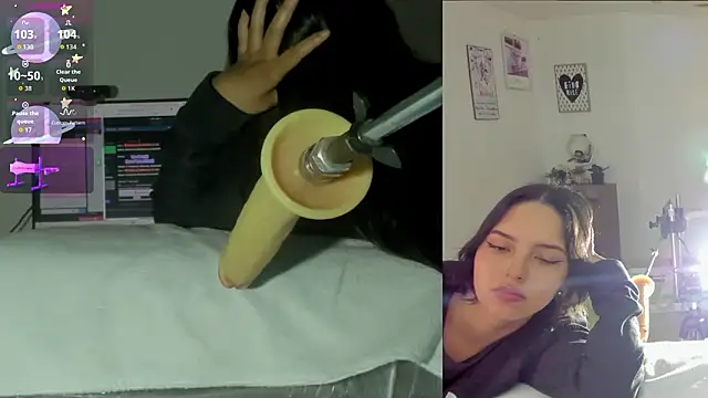 Snapshot of sofi_velez chatting on 02/24/26, 05:03 sofi velez online show from 02/24/26, 05:03