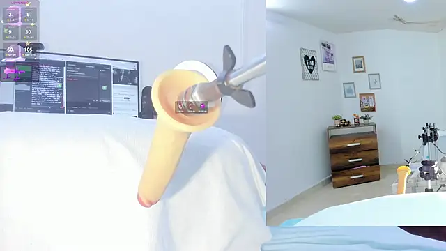 sofi velez online show from 09/28/25, 06:04