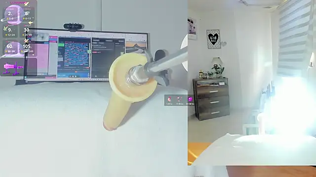 Snapshot of sofi_velez chatting on 01/06/26, 05:06 sofi velez online show from 01/06/26, 05:06