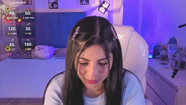 Catalinaa martinez online show from 10/23/25, 03:49