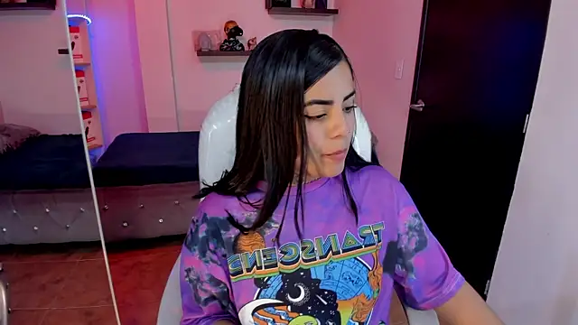 Catalinaa martinez online show from 02/21/25, 08:38