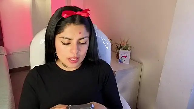 Catalinaa martinez online show from 10/10/25, 03:07