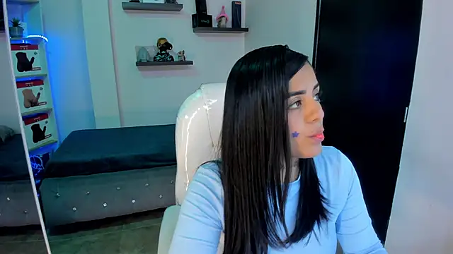 Catalinaa martinez online show from 02/14/25, 08:37