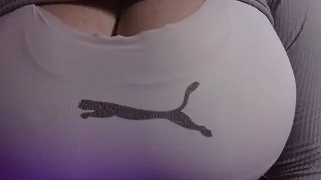 Snapshot of AnnyelinnaLove chatting on 11/03/25, 05:45 AnnyelinnaLove online show from 11/03/25, 05:45