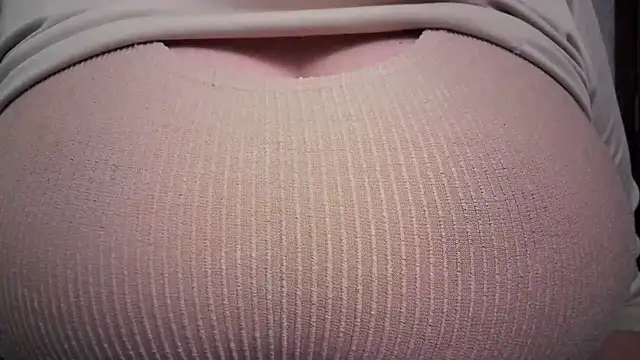 AnnyelinnaLove online show from 06/05/26, 12:15