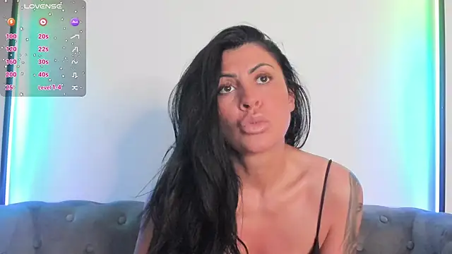 BiancaCruzzz online show from 05/26/26, 07:01