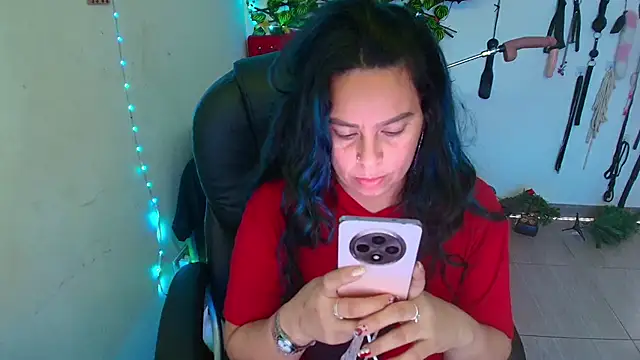 elektra 32 online show from 04/12/26, 02:37