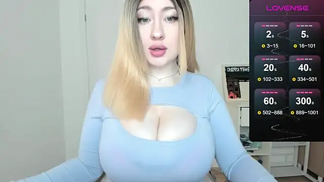 hazejena online show from 10/31/25, 12:46