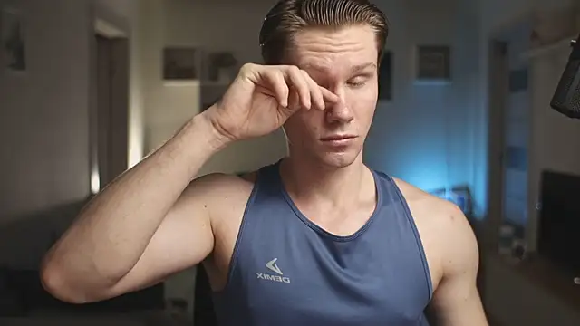 Snapshot of kevin-park chatting on 03/15/25, 01:30 kevin-park online show from 03/15/25, 01:30