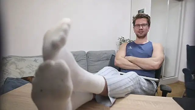 Snapshot of kevin-park chatting on 12/20/25, 04:26 kevin-park online show from 12/20/25, 04:26