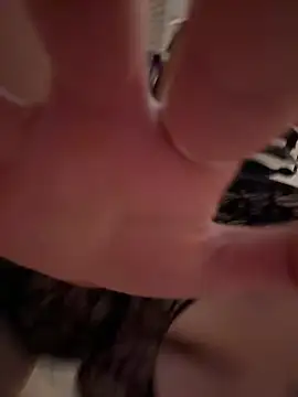 Prettylilgirll online show from 04/14/26, 02:55