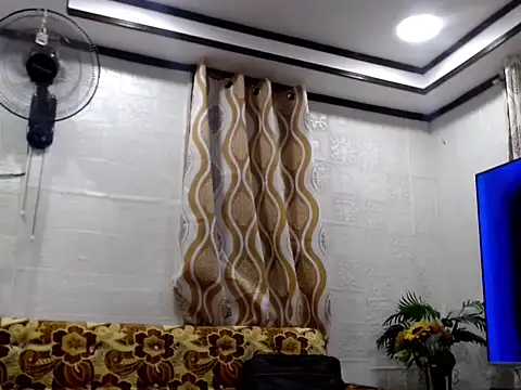 alondra marie23 online show from 09/22/25, 10:21