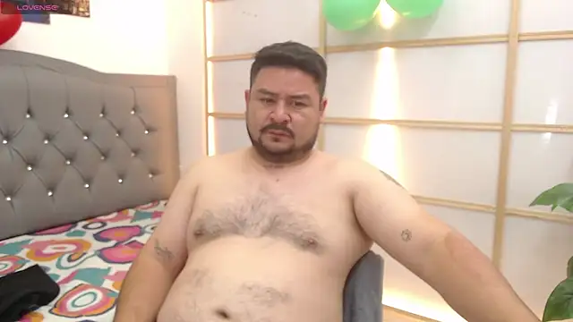 oso dirty  online show from 04/21/26, 01:07