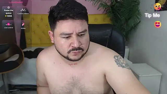 oso dirty  online show from 02/19/25, 05:38