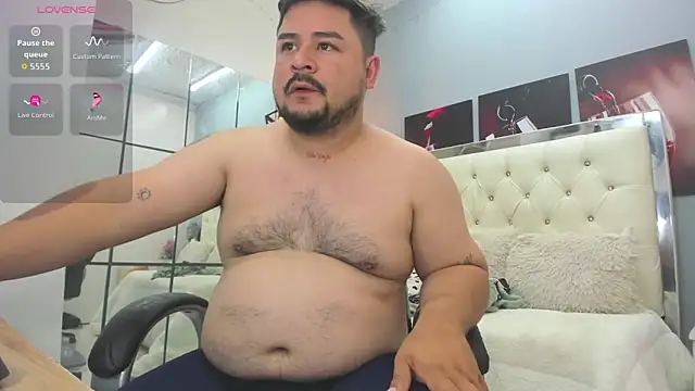 oso dirty  online show from 12/22/25, 05:35