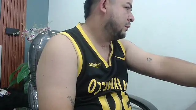 oso dirty  online show from 03/31/26, 05:26