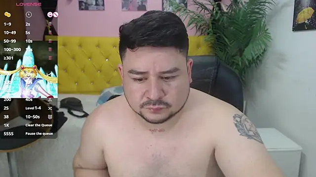 oso dirty  online show from 03/13/25, 05:28