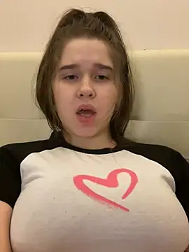 Snapshot of HornyGirlH chatting on 02/24/25, 03:55 HornyGirlH online show from 02/24/25, 03:55