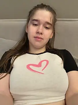 Snapshot of HornyGirlH chatting on 05/10/26, 05:55 HornyGirlH online show from 05/10/26, 05:55