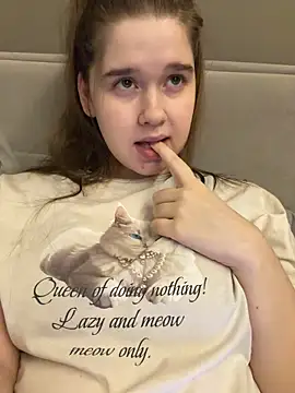 HornyGirlH online show from 04/06/26, 01:12