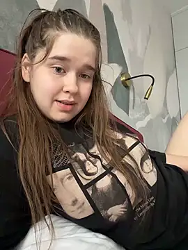 Snapshot of HornyGirlH chatting on 05/31/26, 05:19 HornyGirlH online show from 05/31/26, 05:19